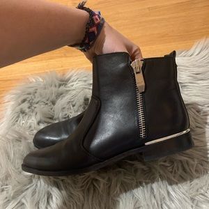 Marc Fisher Black Booties Size 7.5